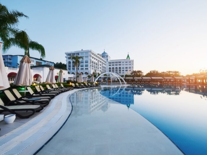 Top 10 Guest Friendly Hotels in Dubai A Comprehensive Review with Rates and Ratings